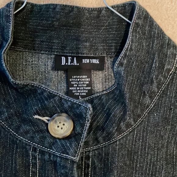 Denim Unique Jean Jacket - Picture 2 of 6